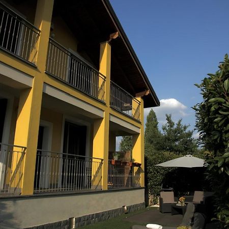B&B Villa Milano By Rhospitality It Корнаредо Екстер'єр фото